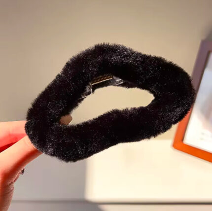 Cloud Hair Claw